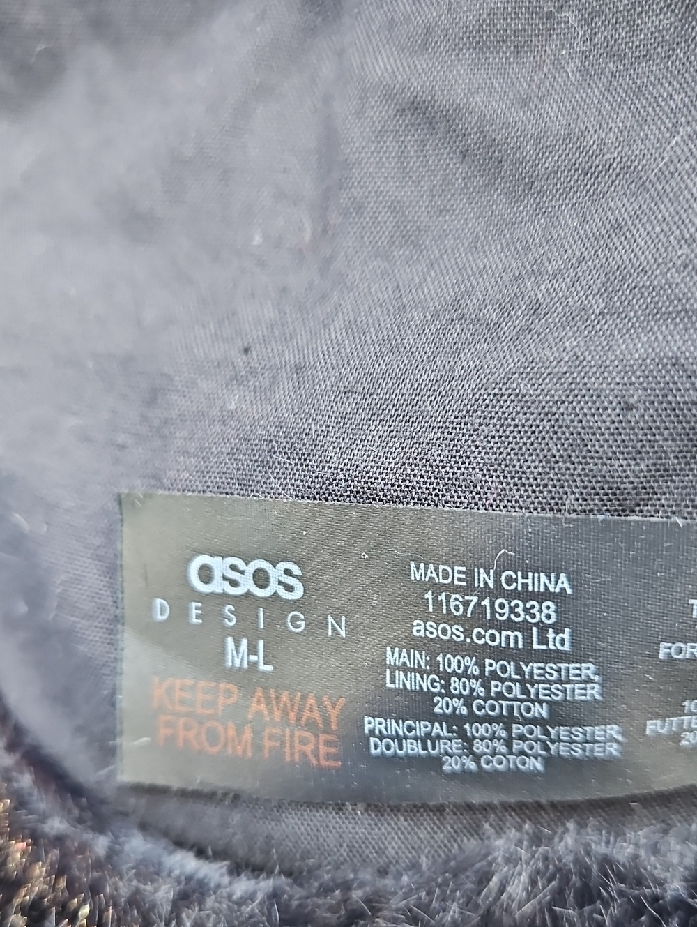NWOT ASOS Design Black Faux Fur Roll Back Bucket Hat Size M-L - Picture 12 of 16